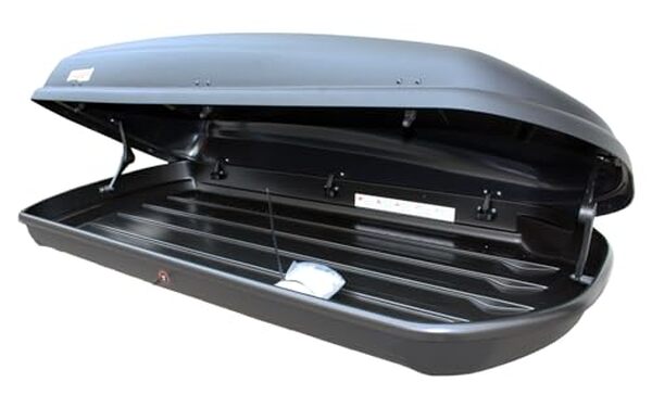 Découvrez notre test du coffre de toit universel Italfodere 500L : une solution pratique et spacieuse pour vos voyages, alliant sécurité et facilité d'installation.