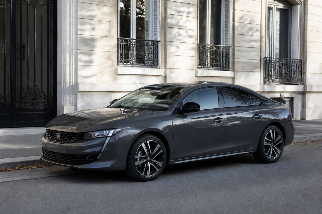 Peugeot 508 : positionnement, gabarit et profil type